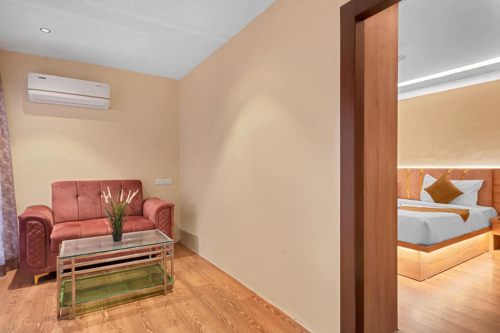 Hotel Sm Deccan Park Shamshabad Zewnętrze zdjęcie